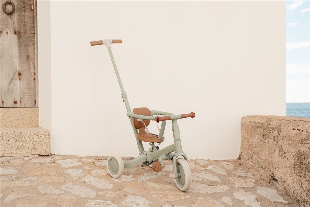 Triciclo con barra Verde Little Dutch - Imagen 9